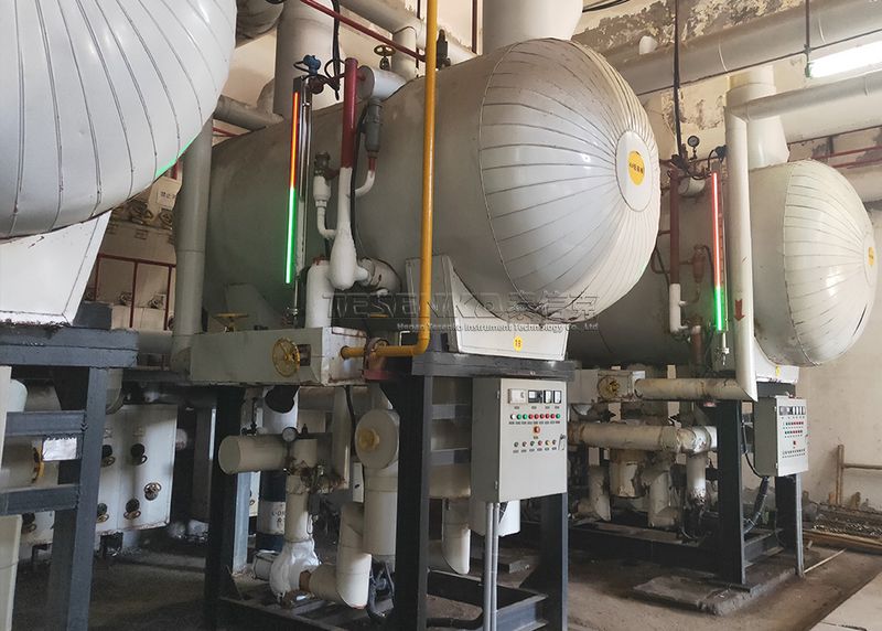 LED磁敏電子雙色液位計低溫應用改造現(xiàn)場